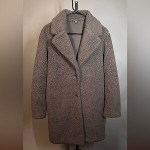 UNIQLO Pile-Lined
Fleece Tailored Teddy
Coat in Dark Green